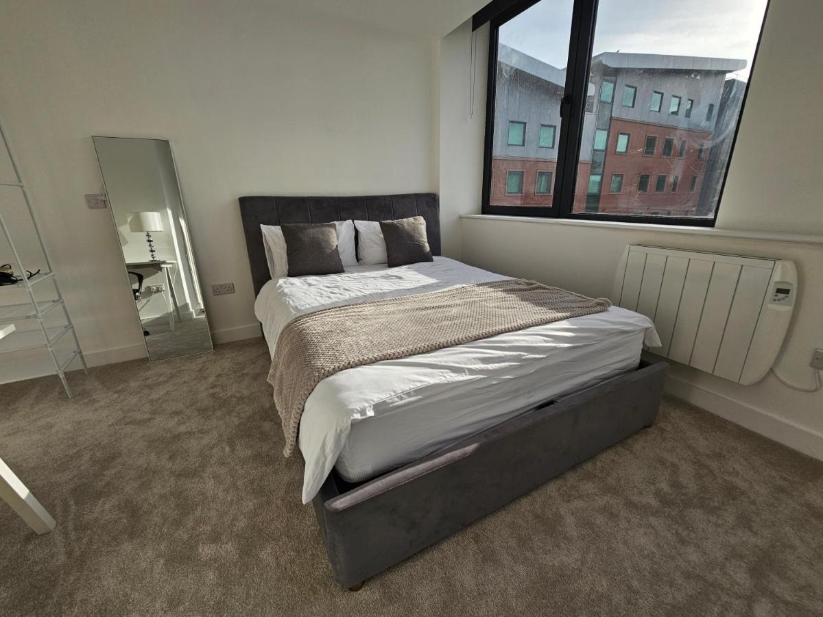 Brand New Trafford Apartment Manchester Zewnętrze zdjęcie